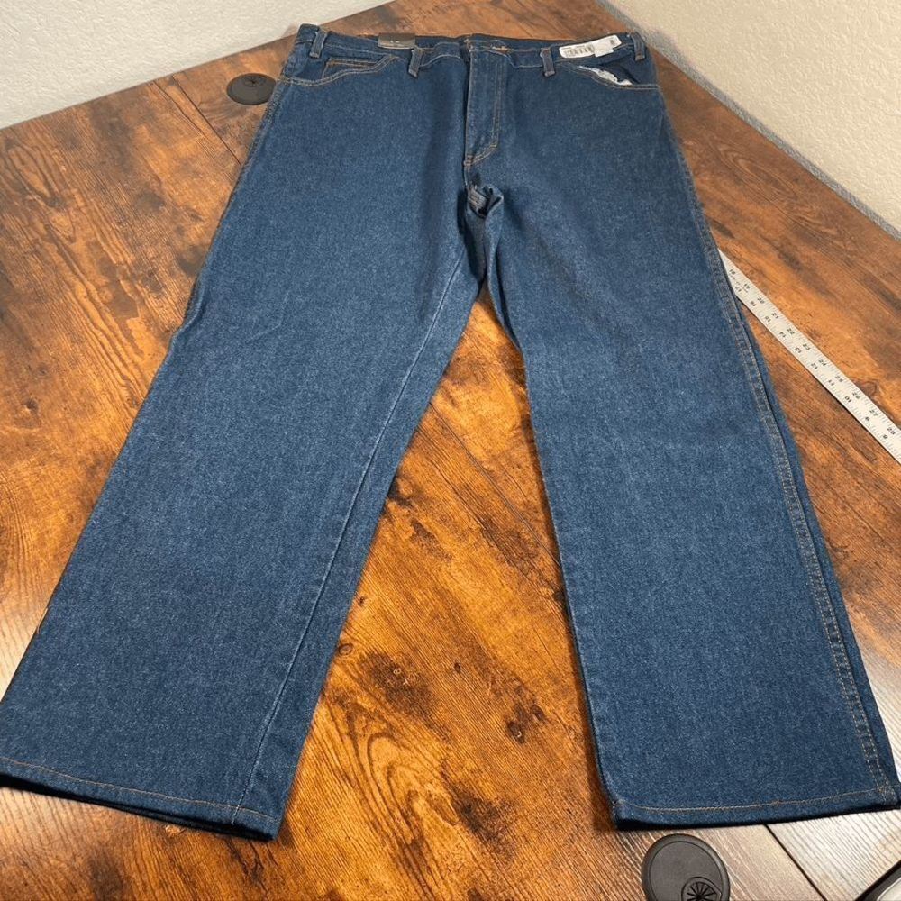 BRAND NEW Dickies Men's Classic Fit Dark Blue Denim Uniform Jeans - Size 38 x 28
